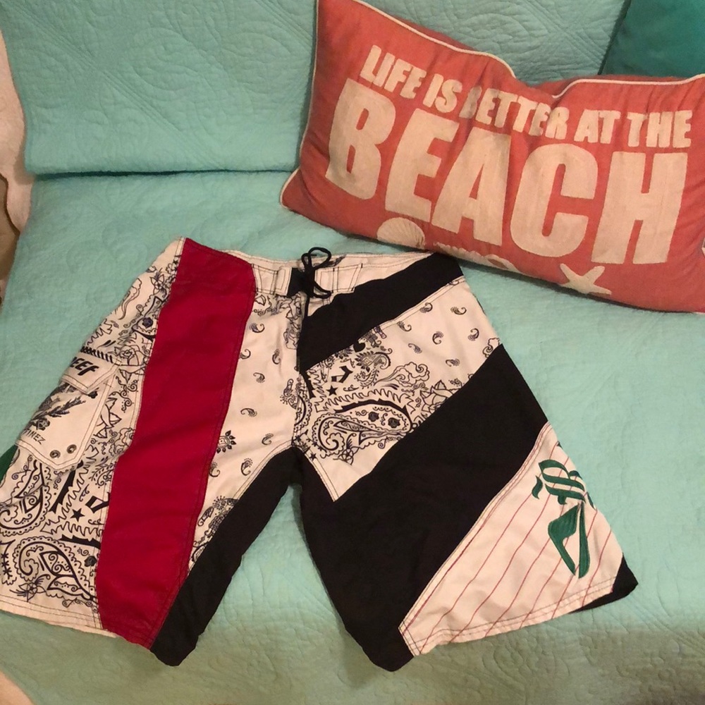 Reef Surfing Shorts by Bobby Martinez size 34